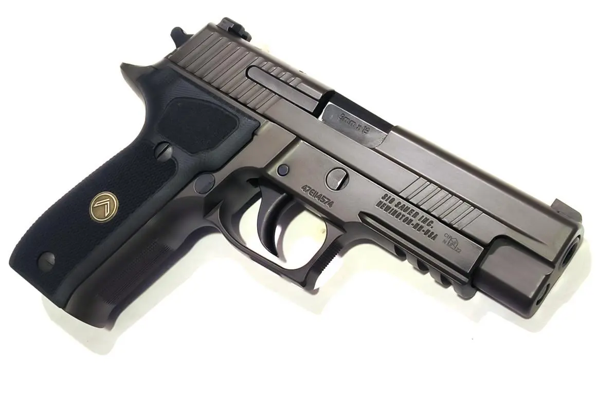 Sig Sauer P226 Legion
